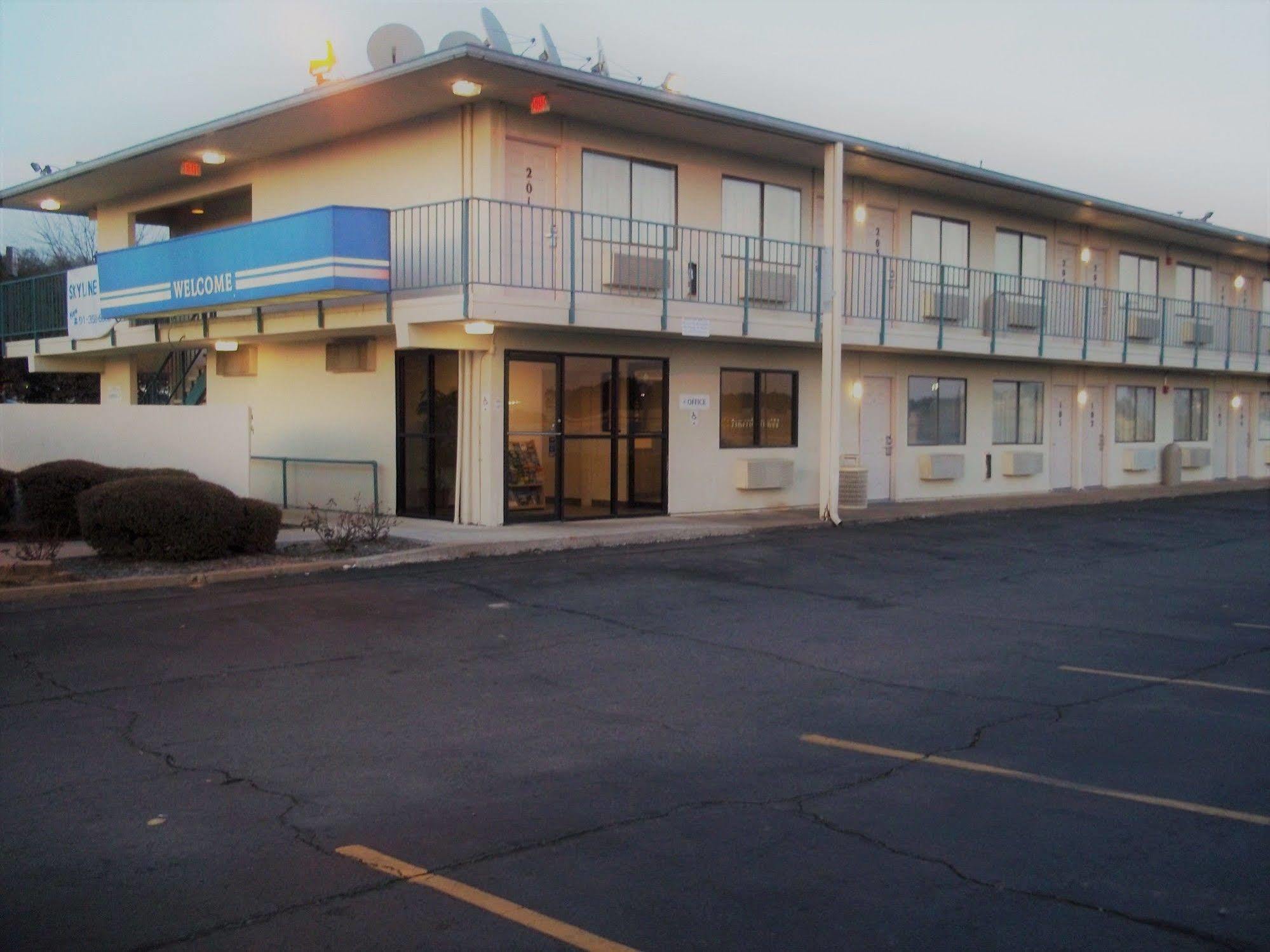 Skyline Inn Conway Exterior photo